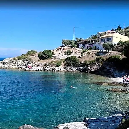 Live The Summer Dream At Gaios Cozy Retreat