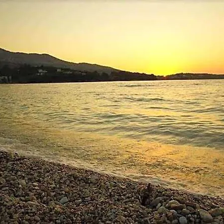 מלון Live The Summer Dream At Gaios Cozy Retreat *